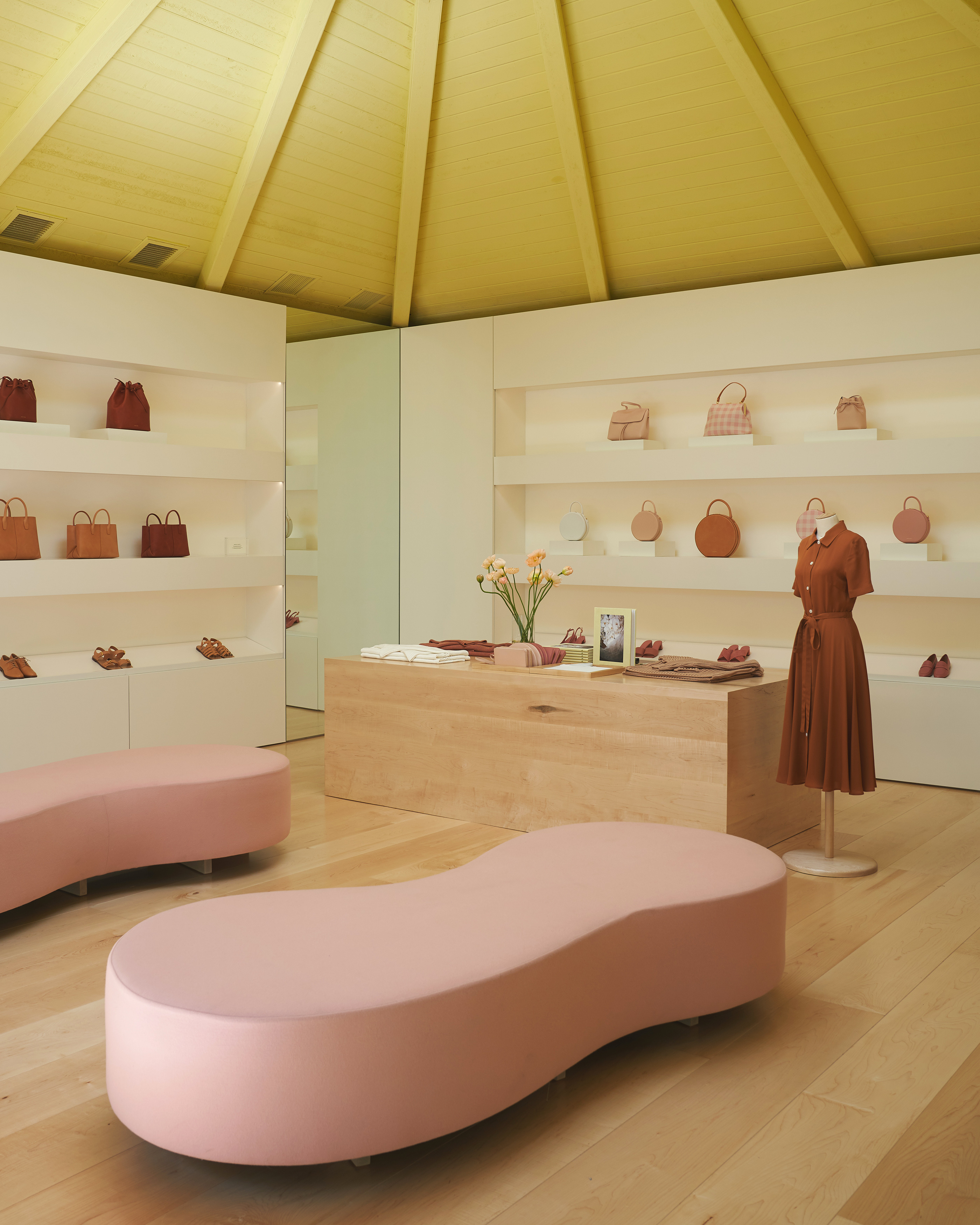 Get to Know: Mansure Gavriel - Designer Guide & Authentic Shopping